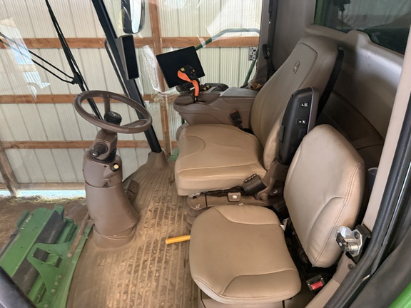 Photo of 2024 John Deere S780