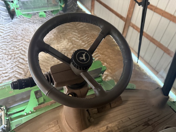 Photo of 2024 John Deere S780