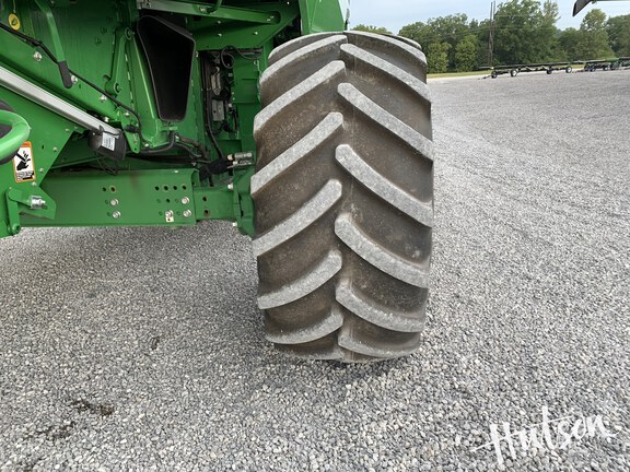 Photo of 2024 John Deere S780
