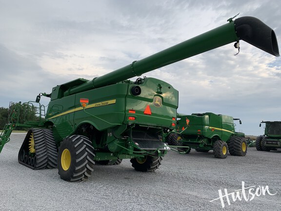 Photo of 2024 John Deere S780
