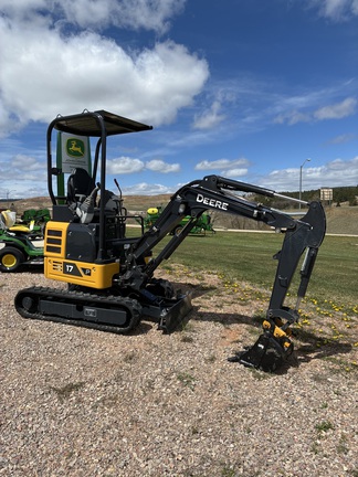  John Deere 17 P Used Equipment