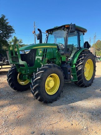 2026 John Deere 6105E