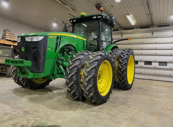 Photo of 2013 John Deere 8360R