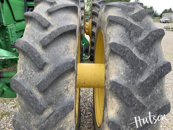 Photo of 2013 John Deere 8360R