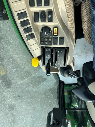 2025 John Deere 3046R-4
