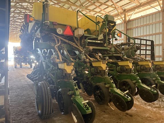Photo of 2024 John Deere 1795