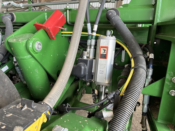 Used 2025 John Deere 1775 Planters: Drawn at Koenig Equipment in Urbana, OH - Photo9