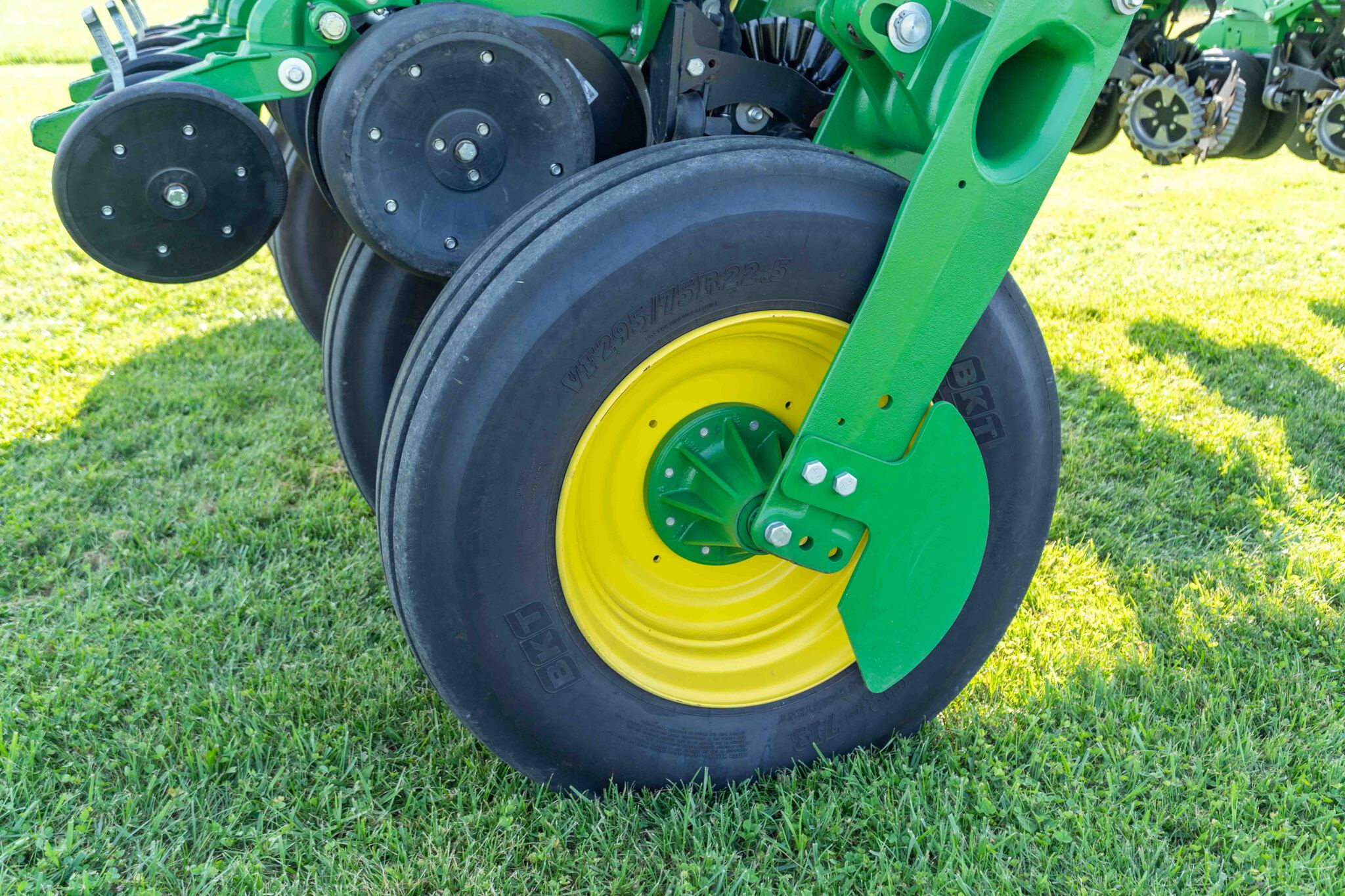 Used 2025 John Deere 1775 Planters: Drawn at Koenig Equipment in Anna, OH - PhotoXL35