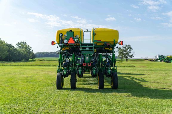 Used 2025 John Deere 1775 Planters: Drawn at Koenig Equipment in Anna, OH - Photo3