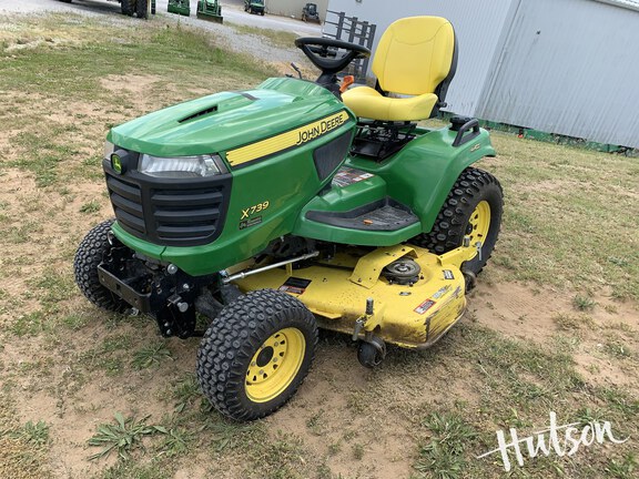 Photo of 2015 John Deere X739