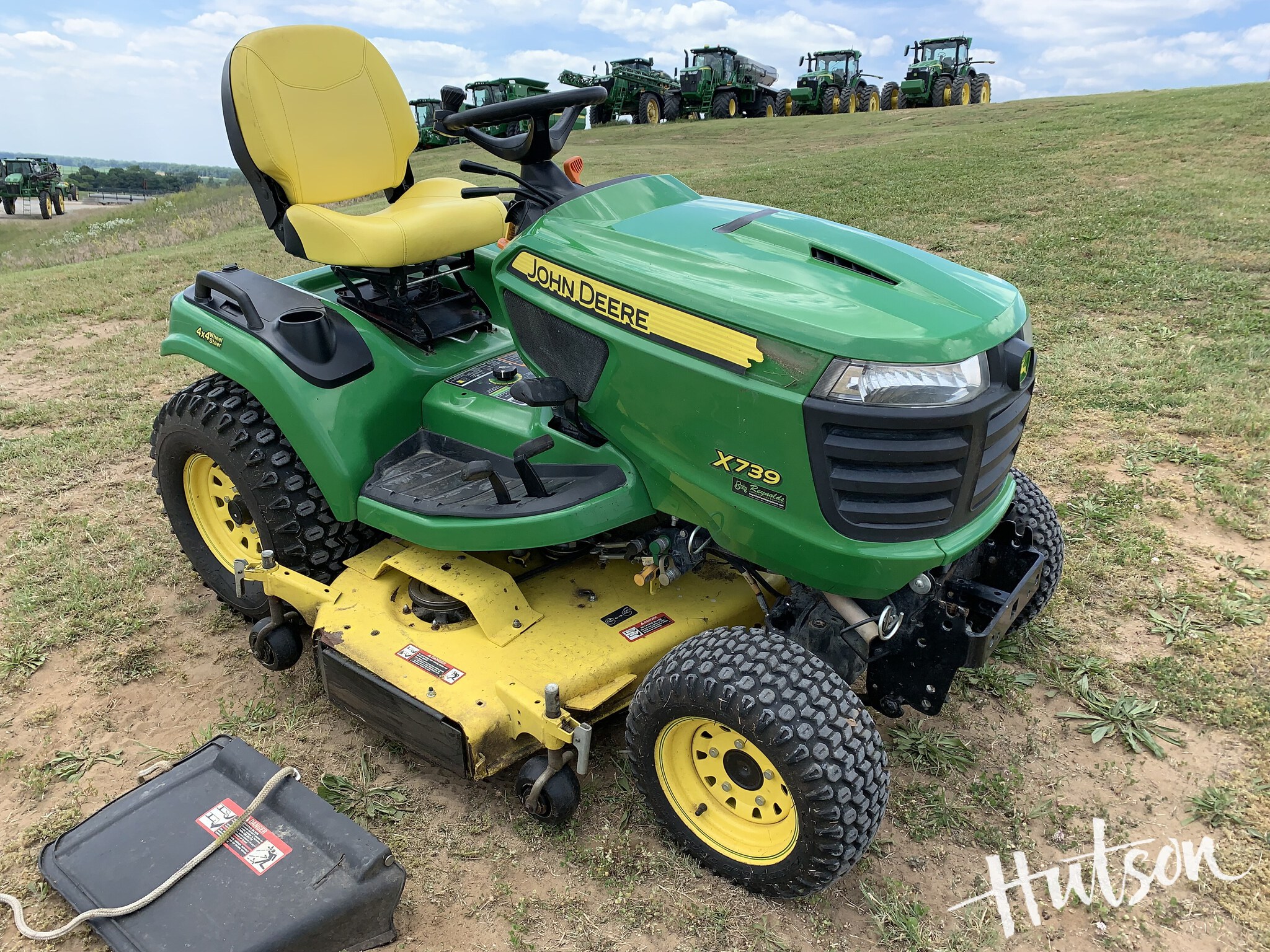 2015 John Deere X739