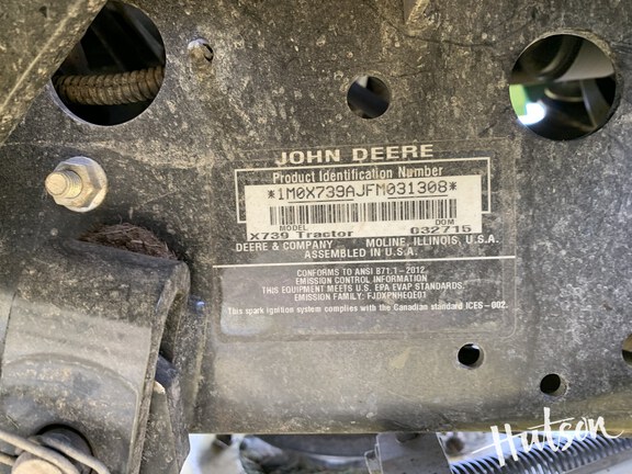 Photo of 2015 John Deere X739