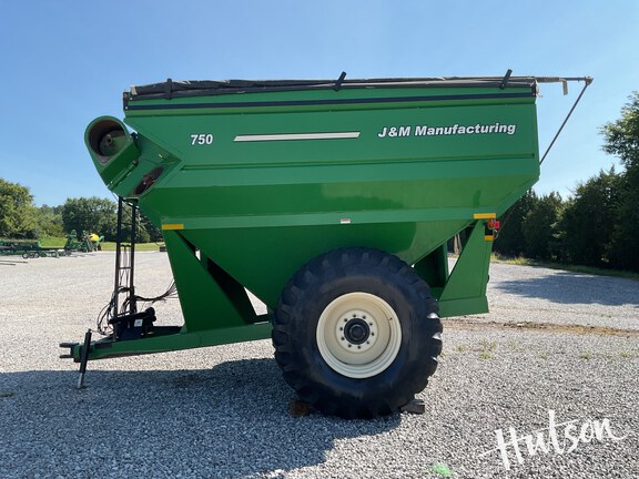Photo of 2009 J&M 750-16