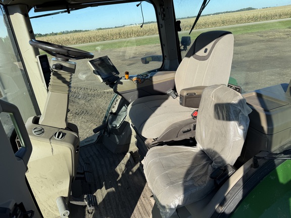 2021 John Deere 8R 370 - Photo22