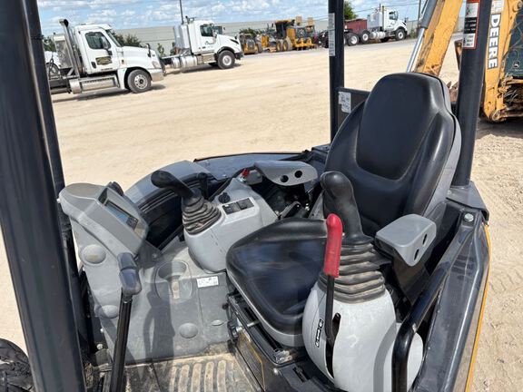 2023 John Deere 30G
