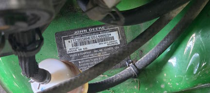 2025 John Deere Z955R EFI - Photo8