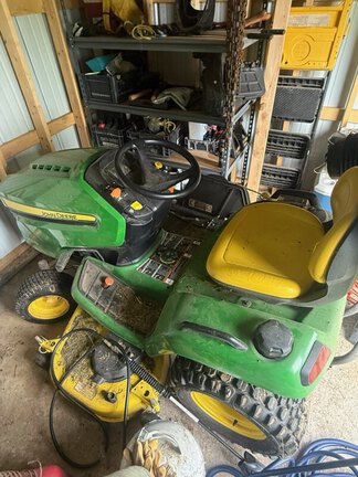Photo of 2018 John Deere X570