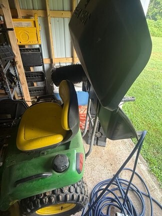 Photo of 2018 John Deere X570