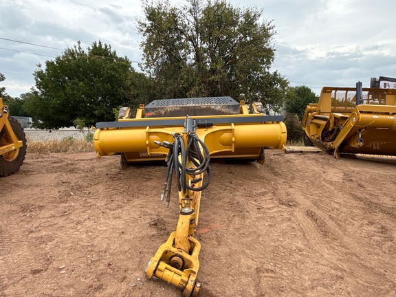 2021 John Deere 2412E