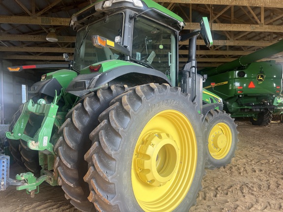 Photo of 2023 John Deere 8R 280