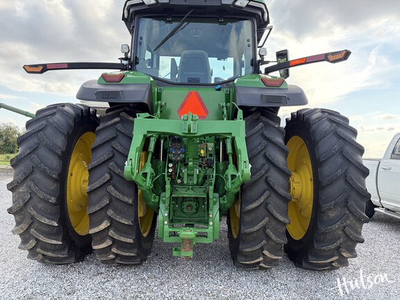 Photo of 2023 John Deere 8R 280
