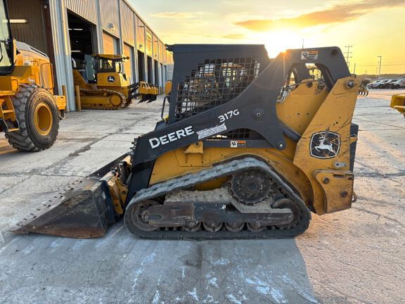 2024 John Deere 317G