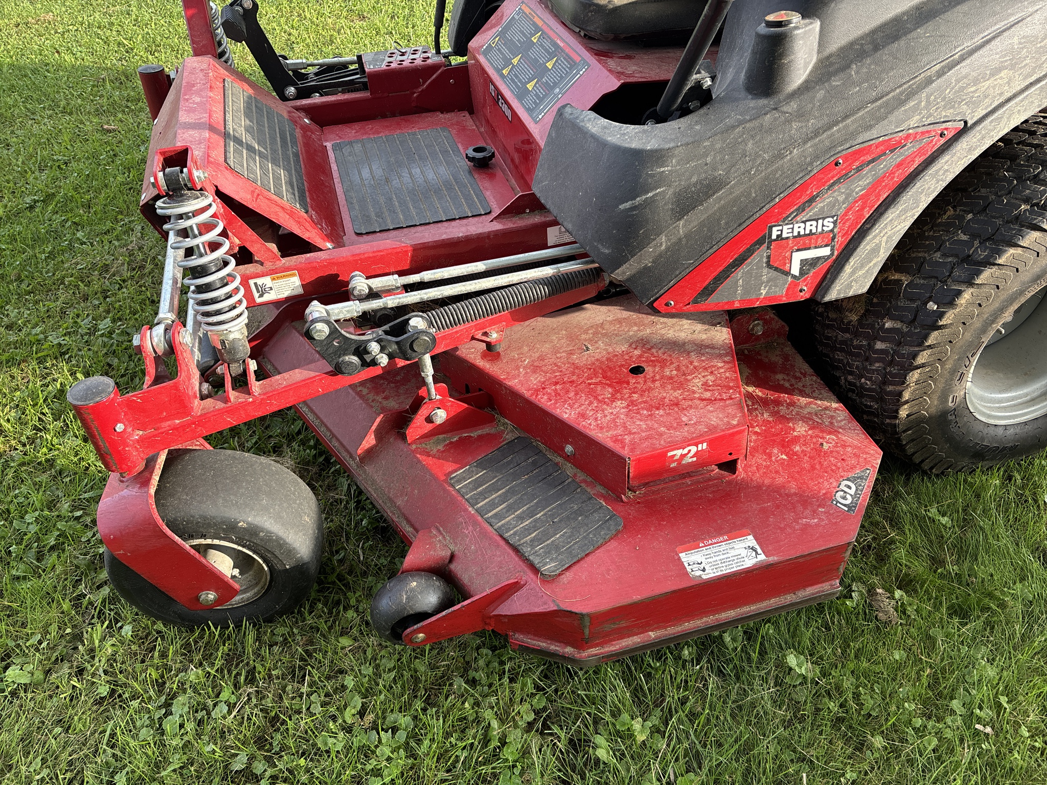Used 2021 Ferris ISX3300 Zero Turn Mowers at Koenig Equipment in Greenville, OH - PhotoXL6