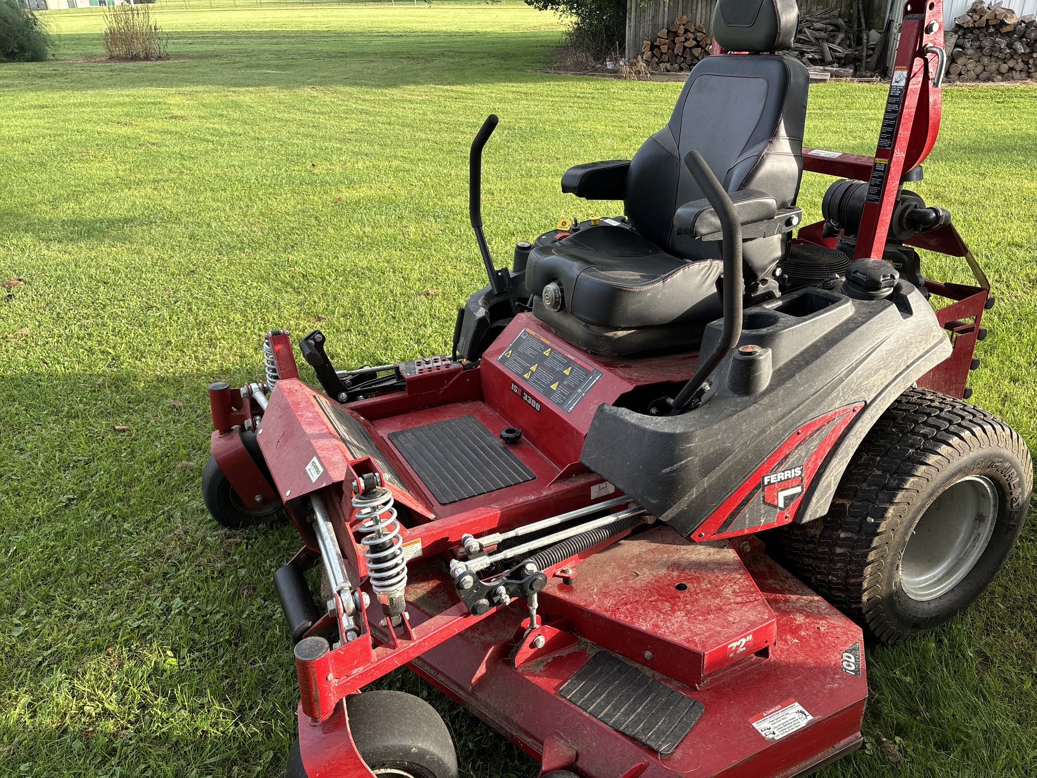 Used 2021 Ferris ISX3300 Zero Turn Mowers at Koenig Equipment in Greenville, OH - PhotoXL0