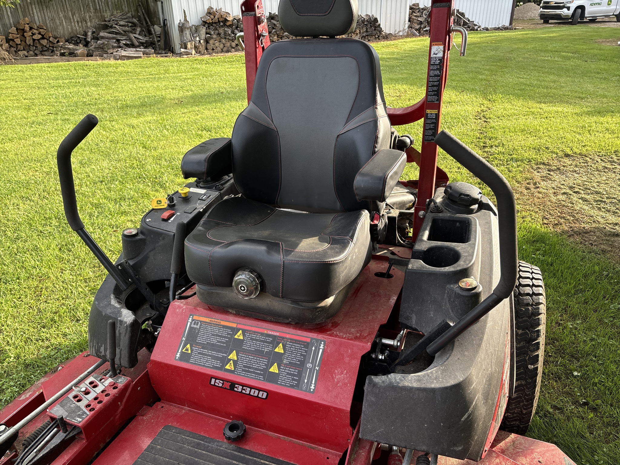 Used 2021 Ferris ISX3300 Zero Turn Mowers at Koenig Equipment in Greenville, OH - PhotoXL4