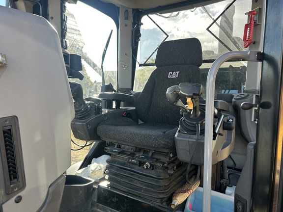 2020 Caterpillar 160M