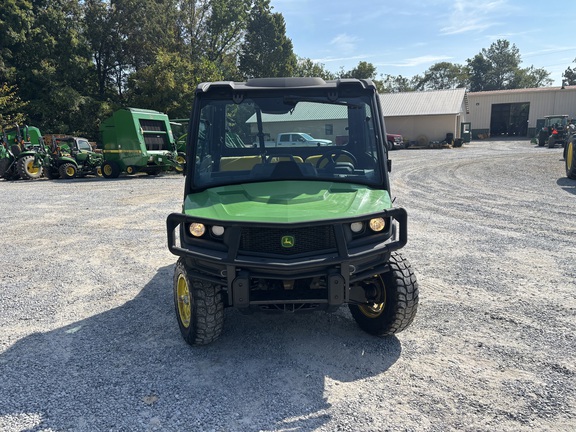 2022 John Deere XUV835M HVAC Cab