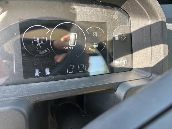 2022 John Deere XUV835M HVAC Cab