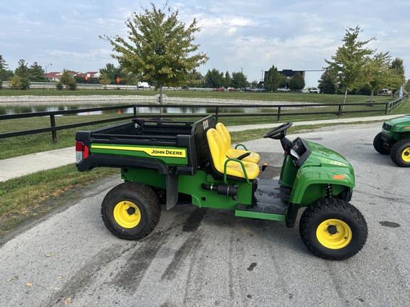 2025 John-Deere TX 4X2