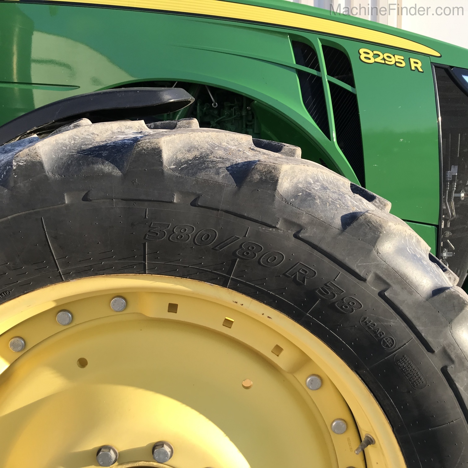 2016 John Deere 8295R Image 15