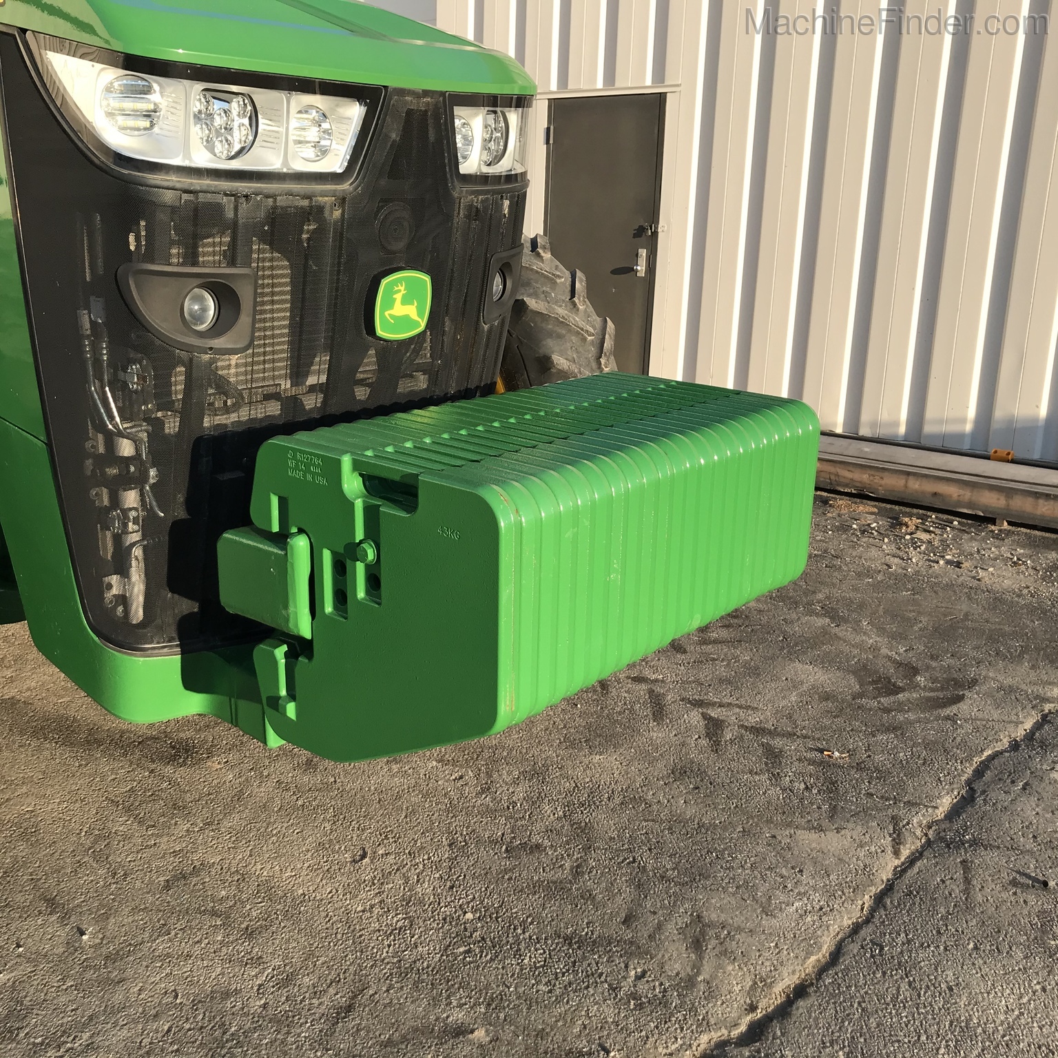 2016 John Deere 8295R Image 9