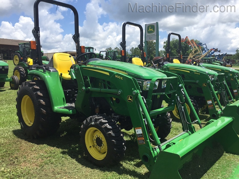 2021 John Deere 3032E Image 1