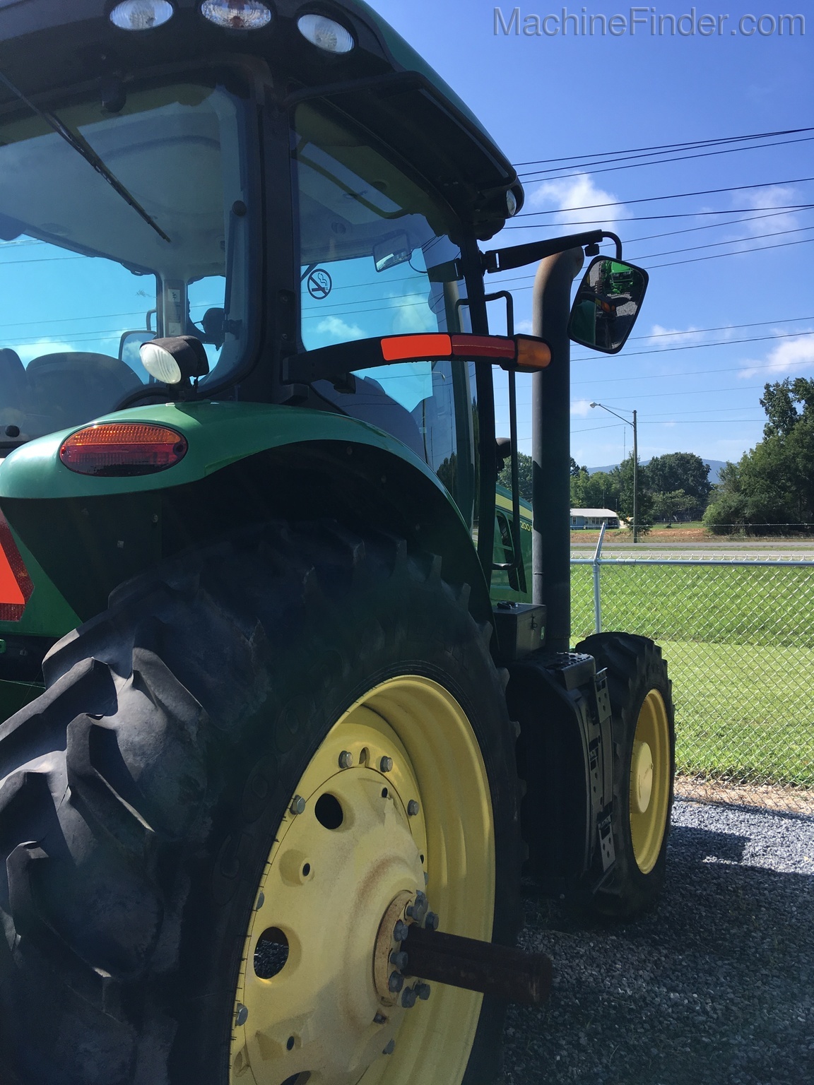 2013 John Deere 7200R Image 3