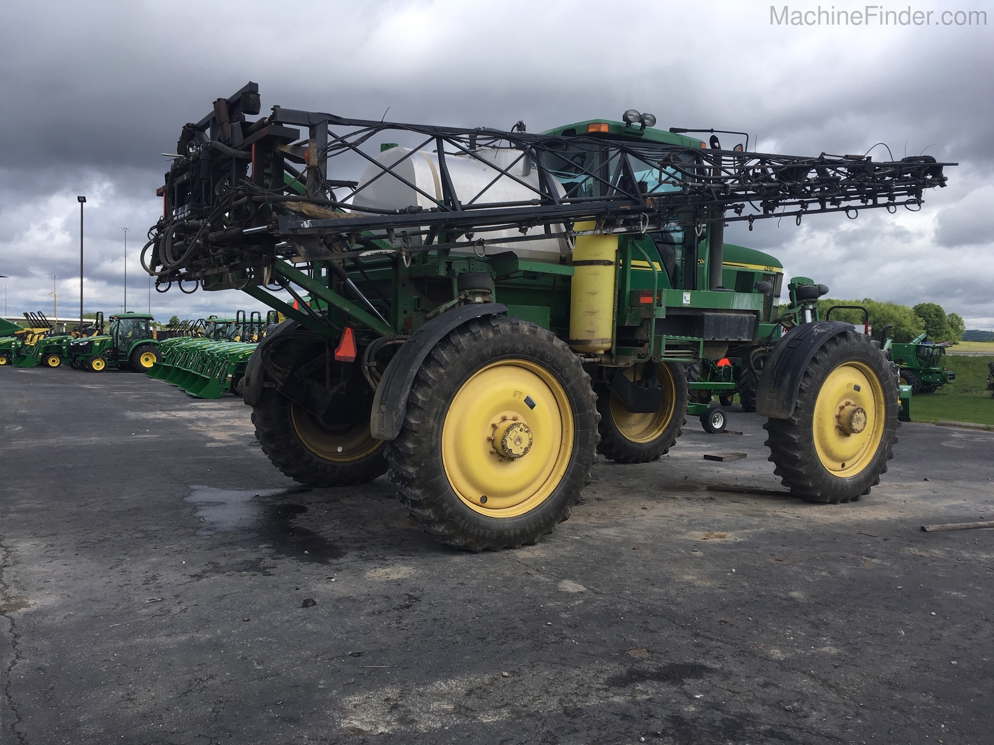 2003 John Deere 4710 Image 15