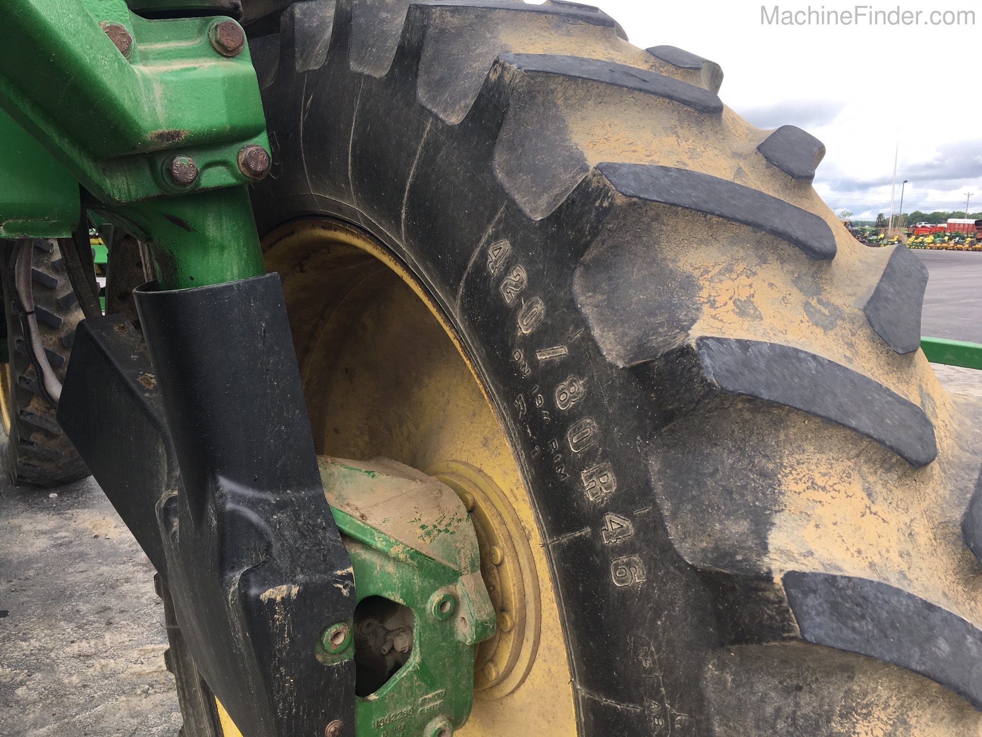 2003 John Deere 4710 Image 9