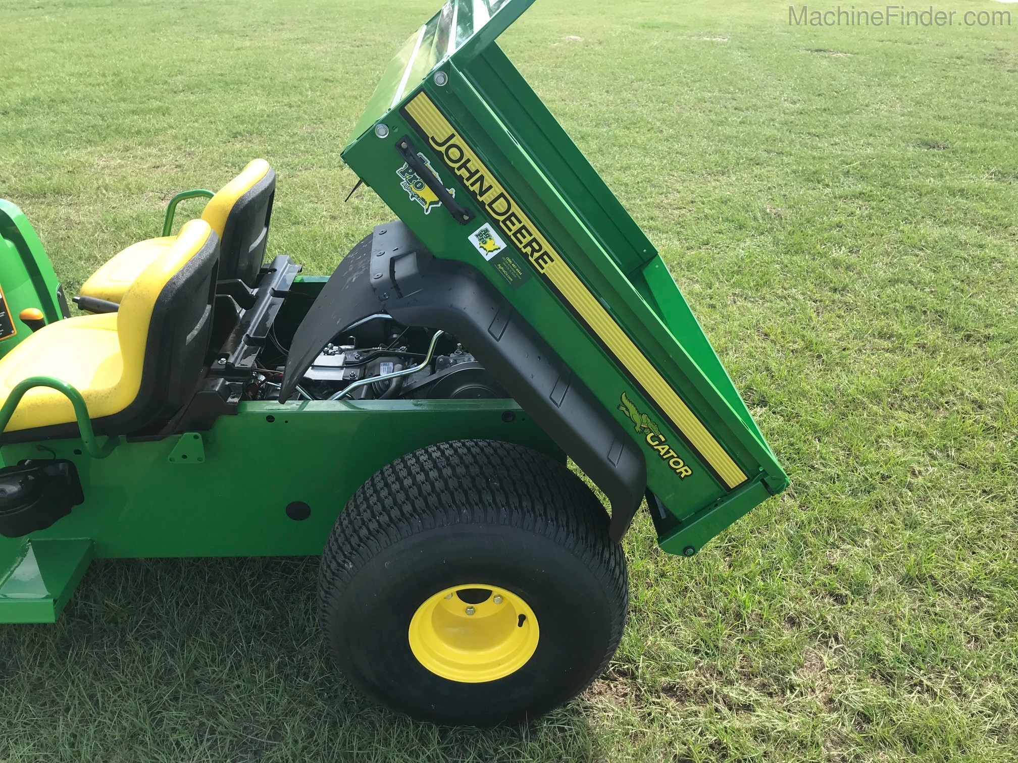 2020 John Deere TS Image 9