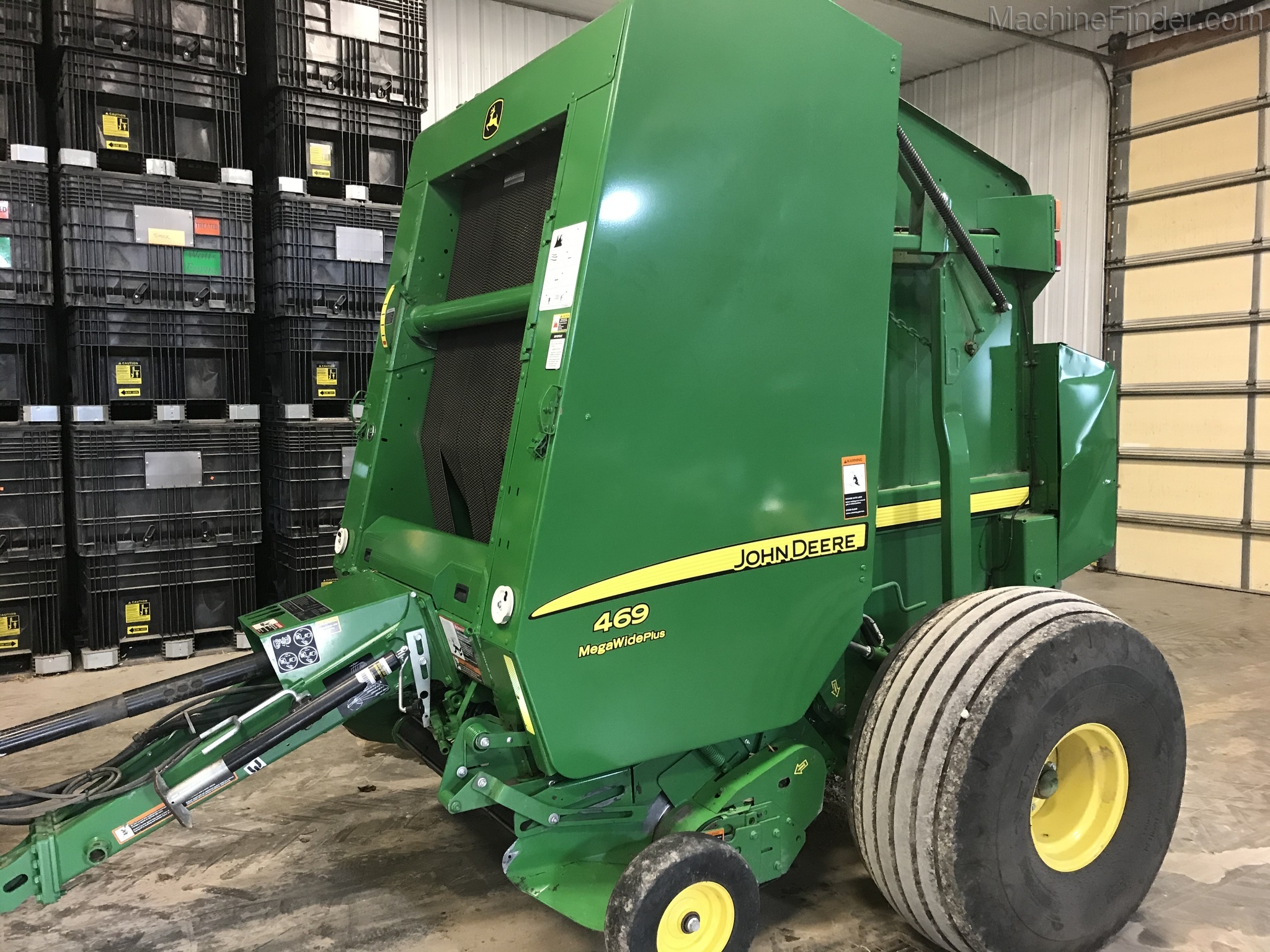 2016 John Deere 469 Image 3