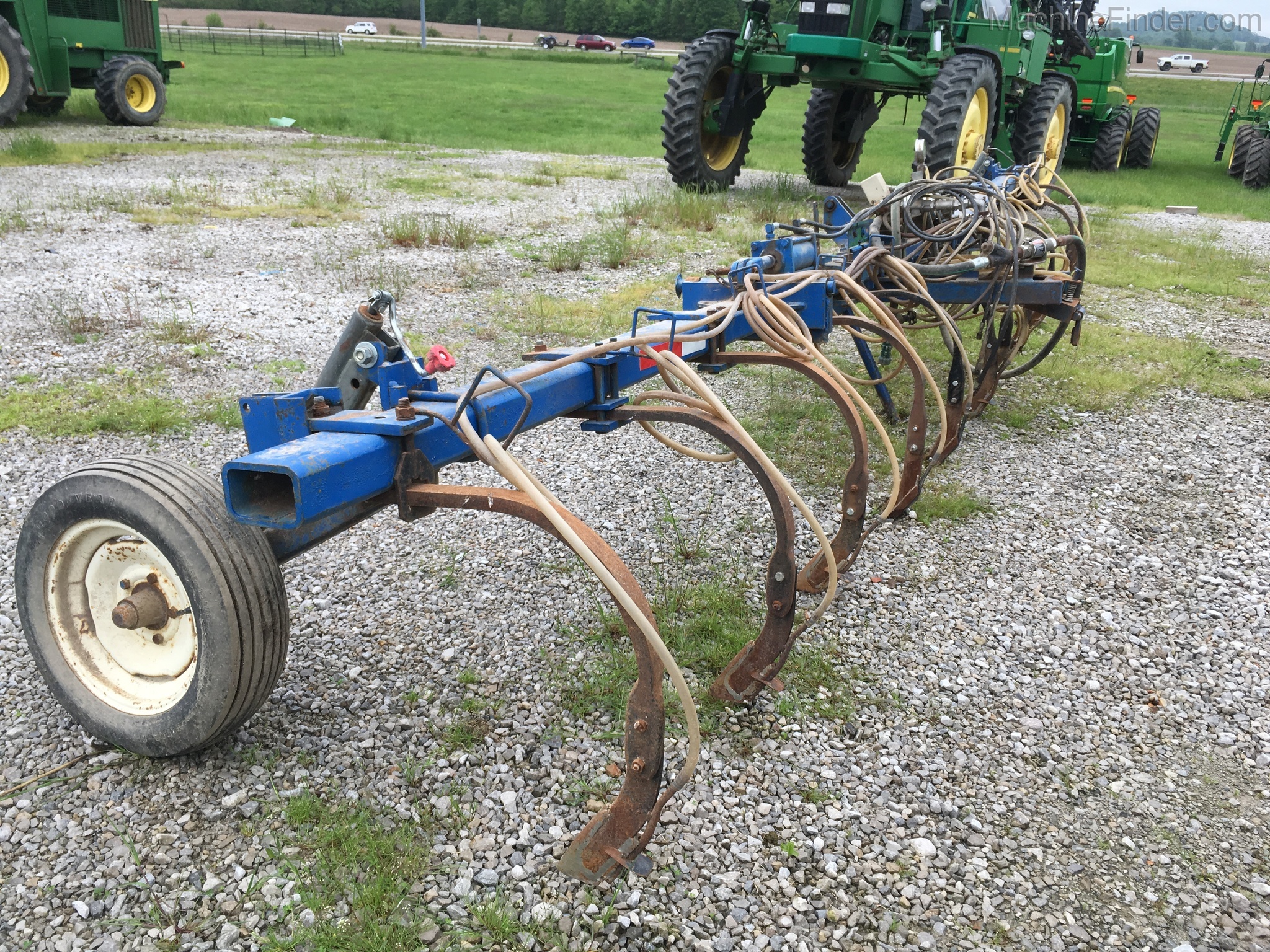 Hiniker NITROGEN BAR Image 2