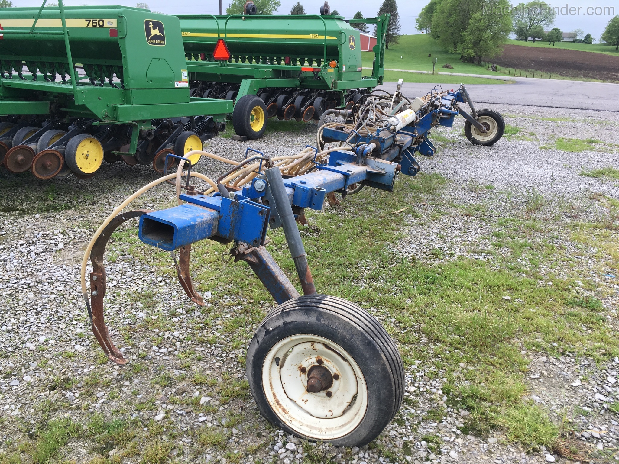 Hiniker NITROGEN BAR Image 1