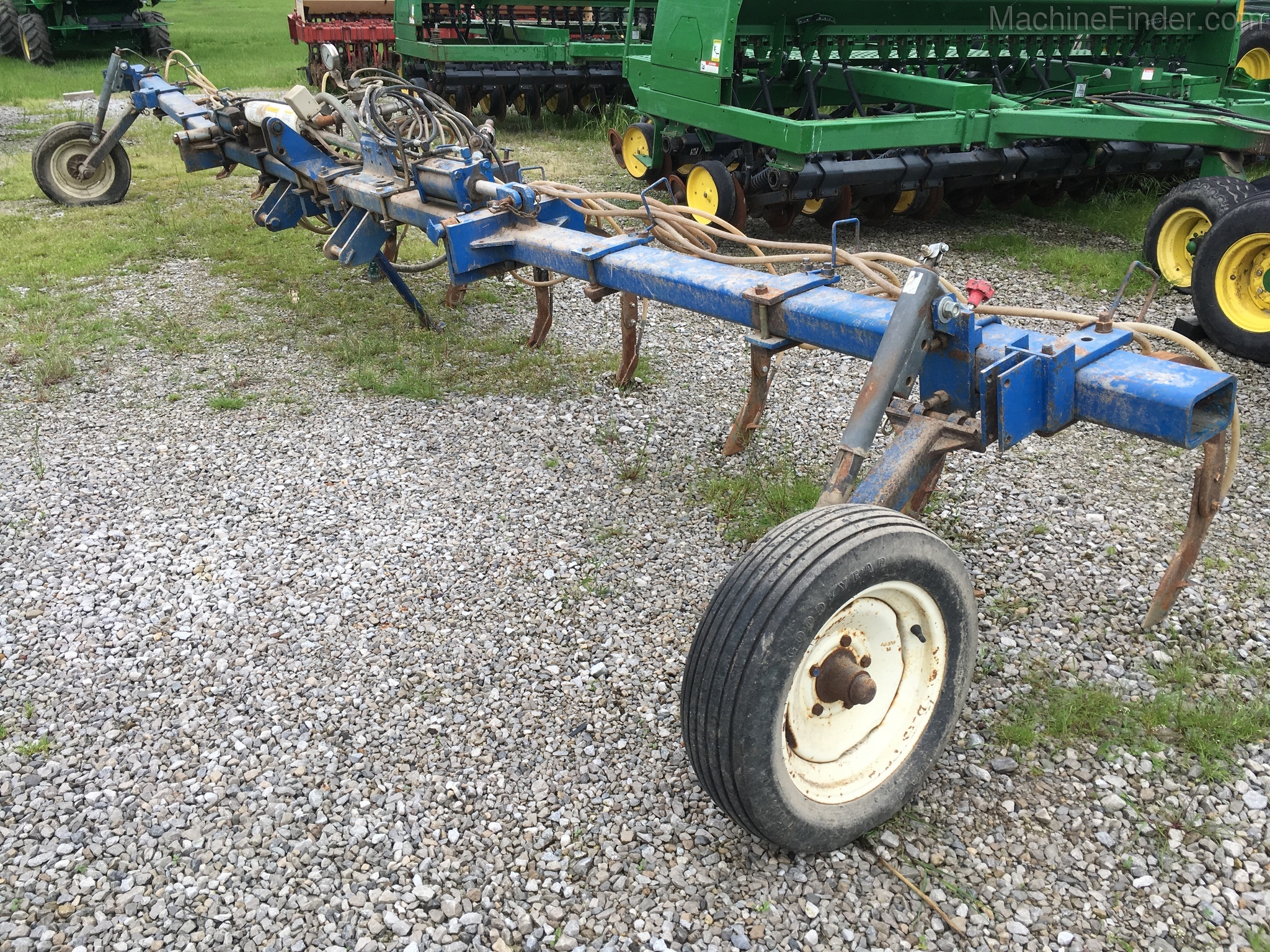 Hiniker NITROGEN BAR Image 3