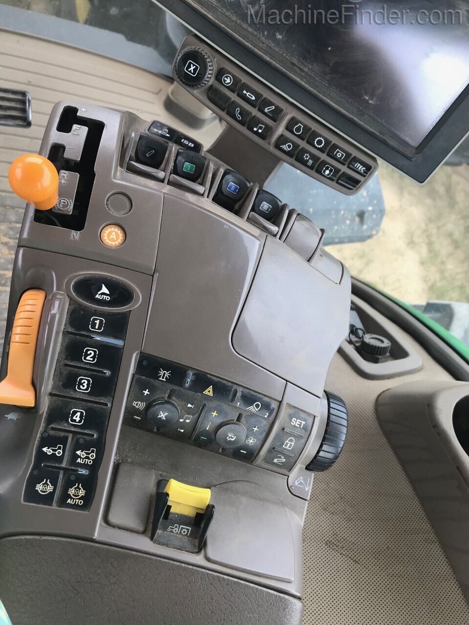 2014 John Deere 8295R Image 8