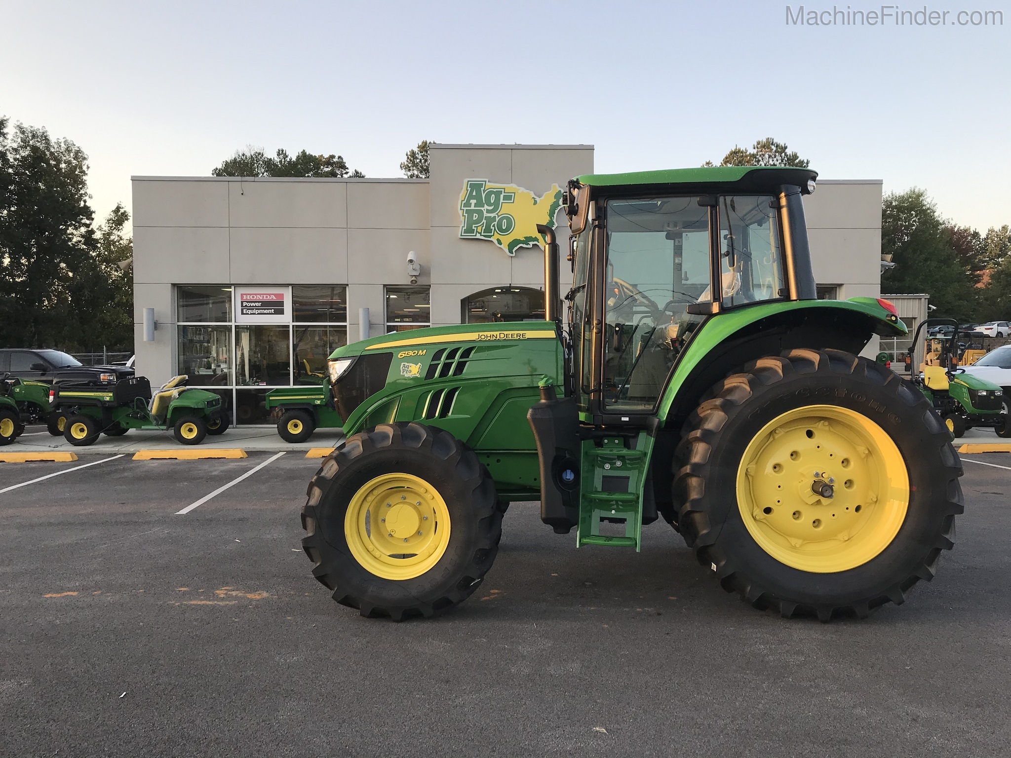 2020 John Deere 6130M Image 1