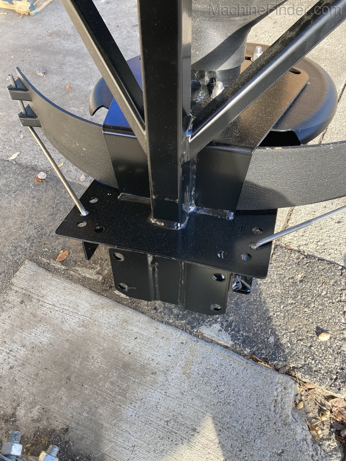 2020 Boss TGS300 Image 2