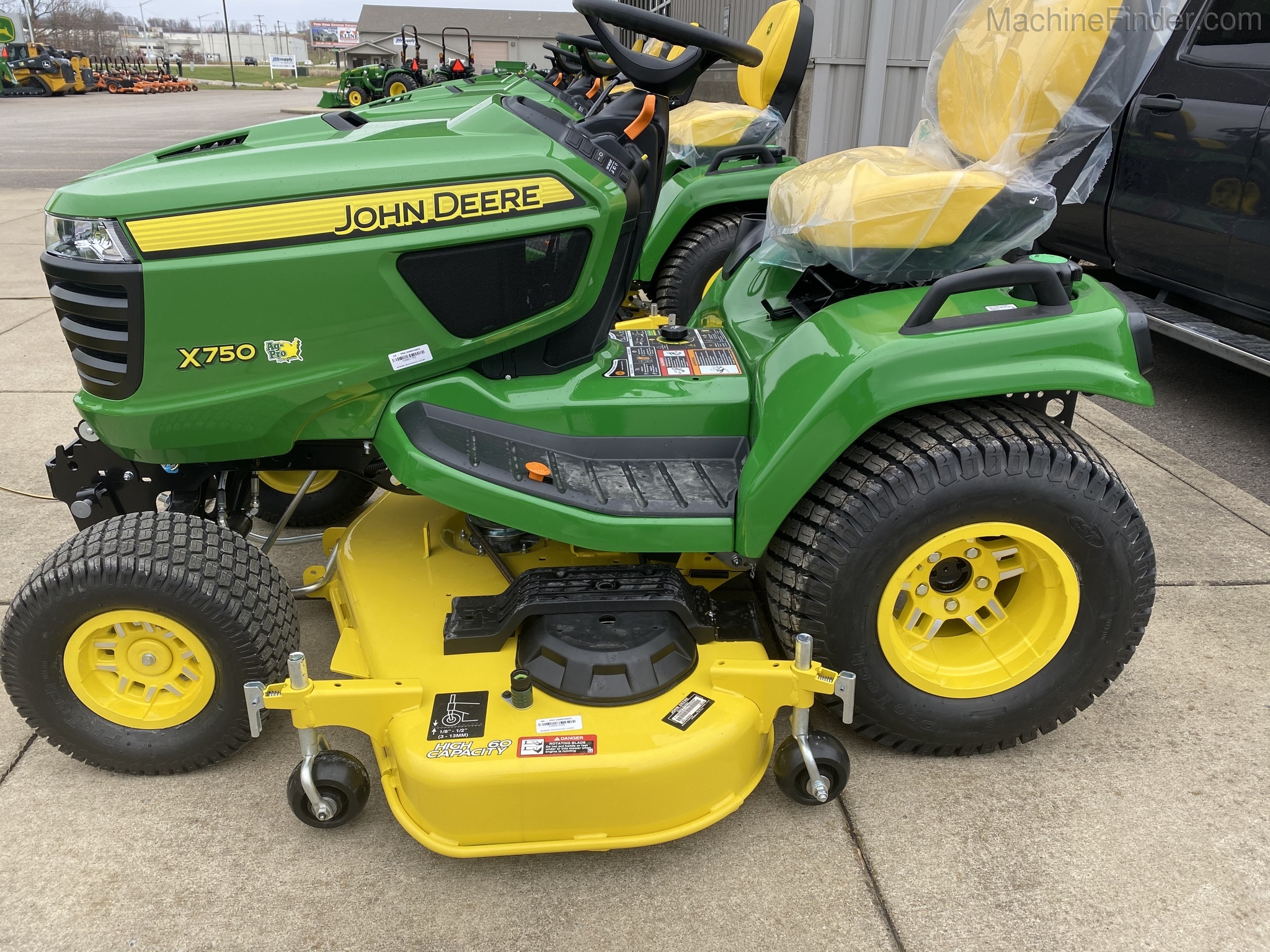 2021 John Deere X750 Image 1