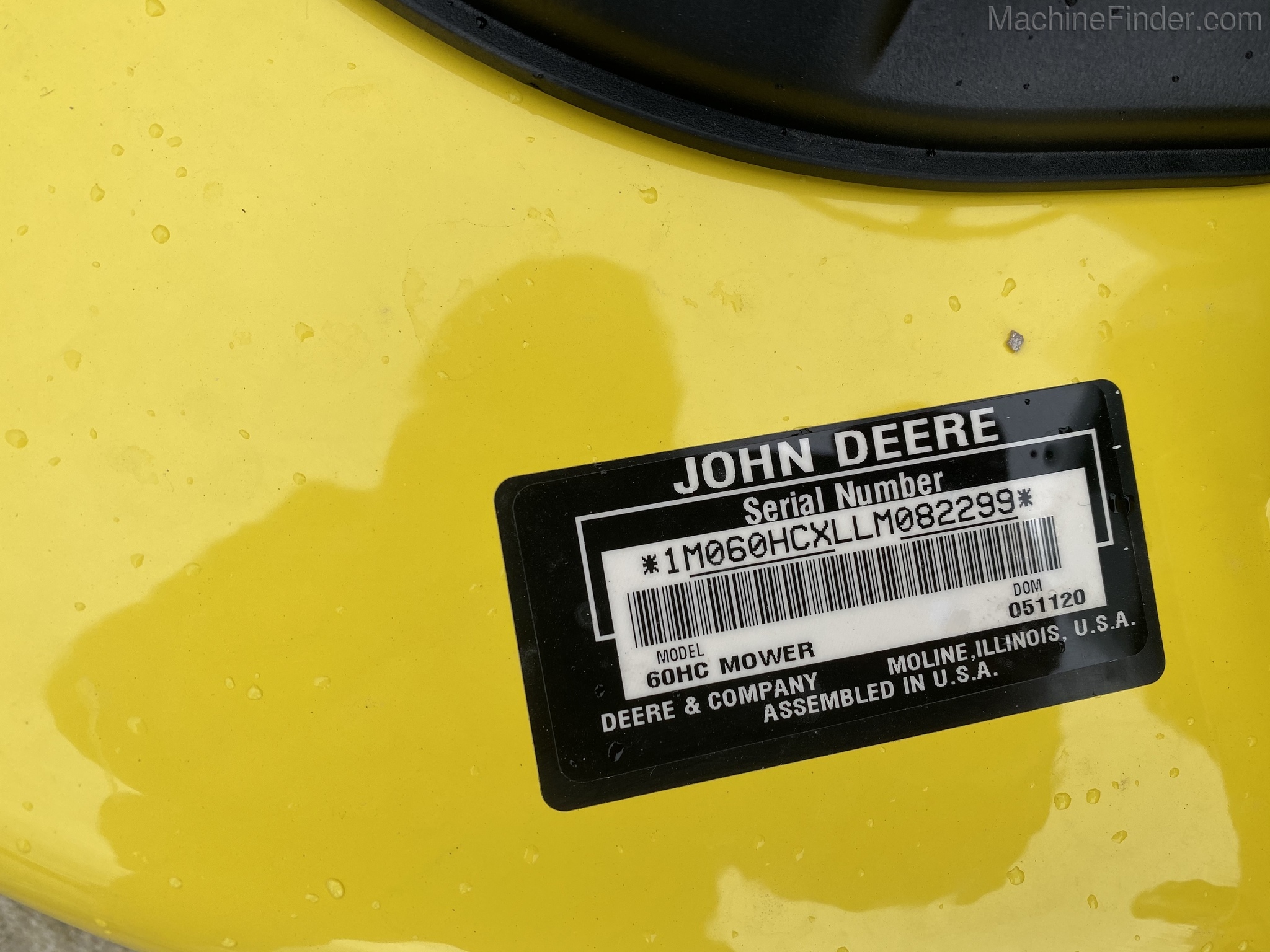 2021 John Deere X750 Image 6