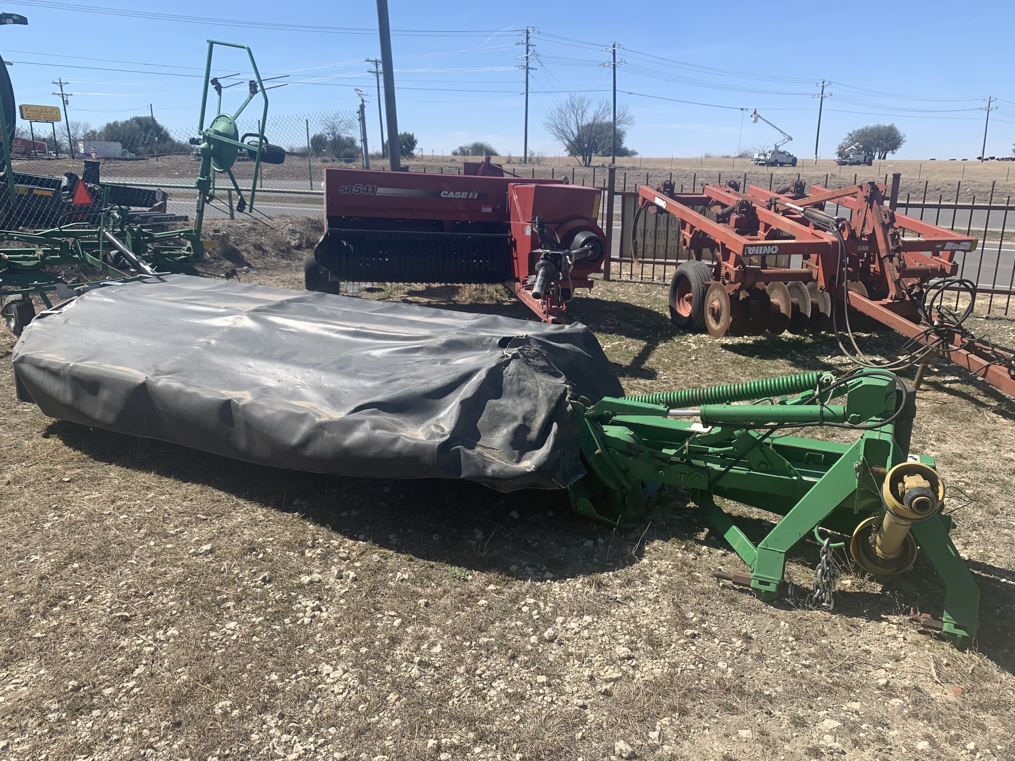 John Deere 285 Image 1